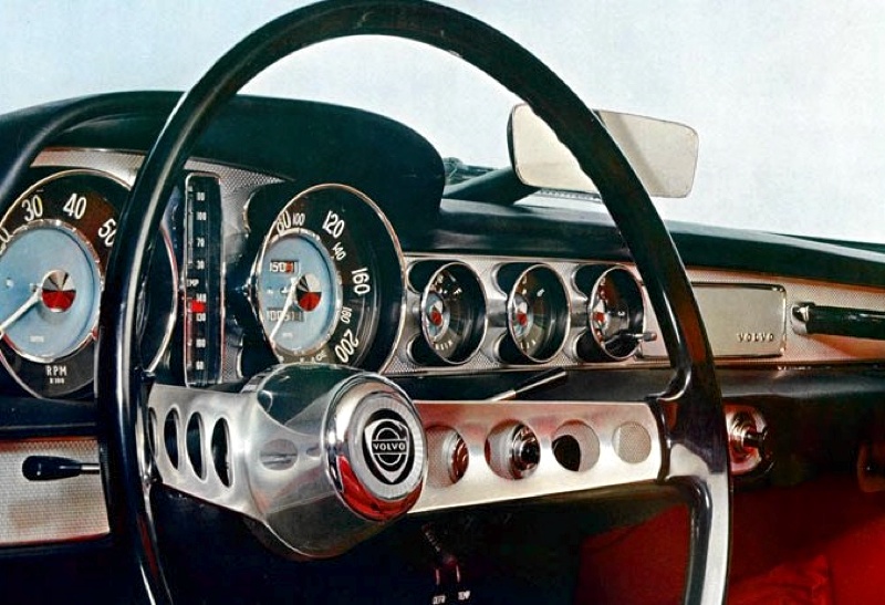 1965 Volvo 1800S Interior